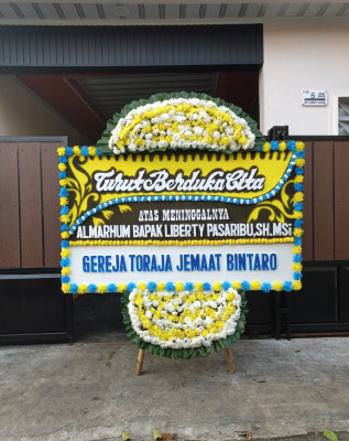 Papan Bunga Duka di Usilimo