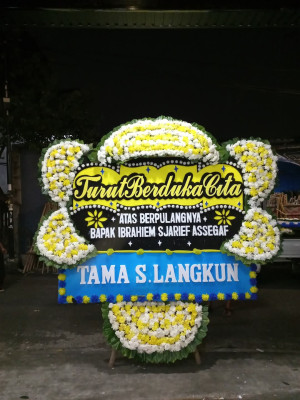 Papan Bunga Duka di Usilimo