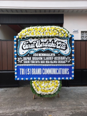 Papan Bunga Duka di Usilimo